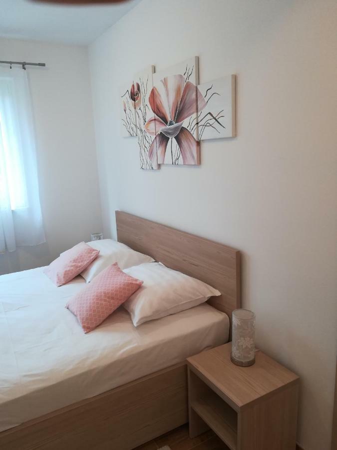 Iris Apartment Mlini Bagian luar foto