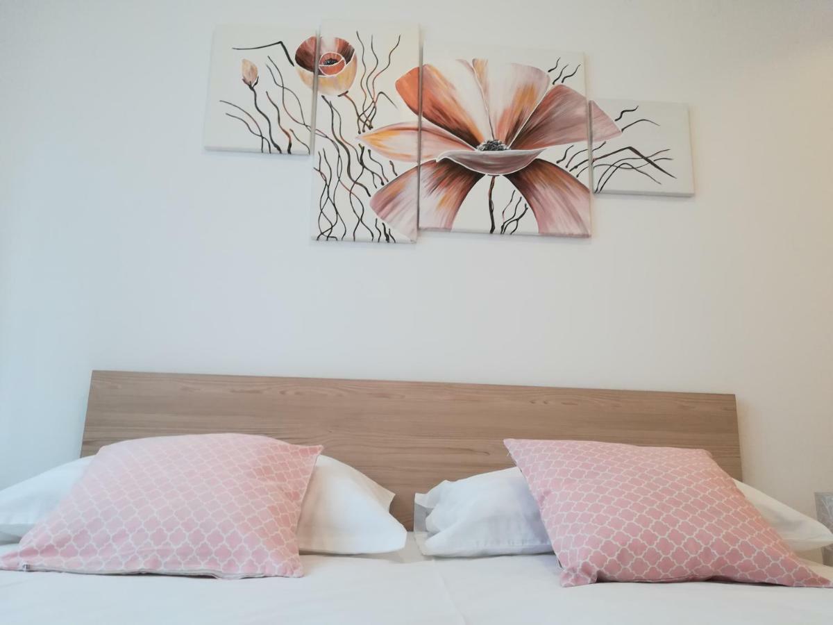 Iris Apartment Mlini Bagian luar foto